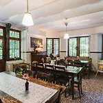 Beautiful Castle In Wit Garden Villa Spa