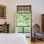 Beautiful Castle In Wit Garden Villa Spa