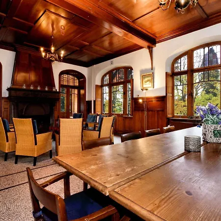 Villa Beautiful Castle House In With Spacious Garden *