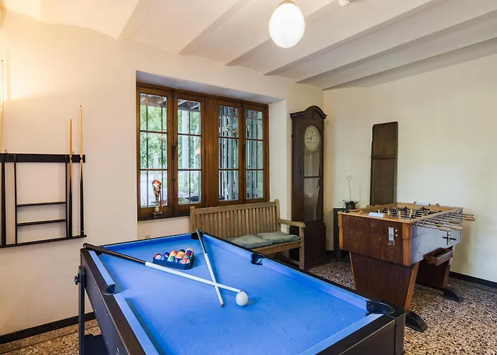 Beautiful Castle In Wit Garden * Spa